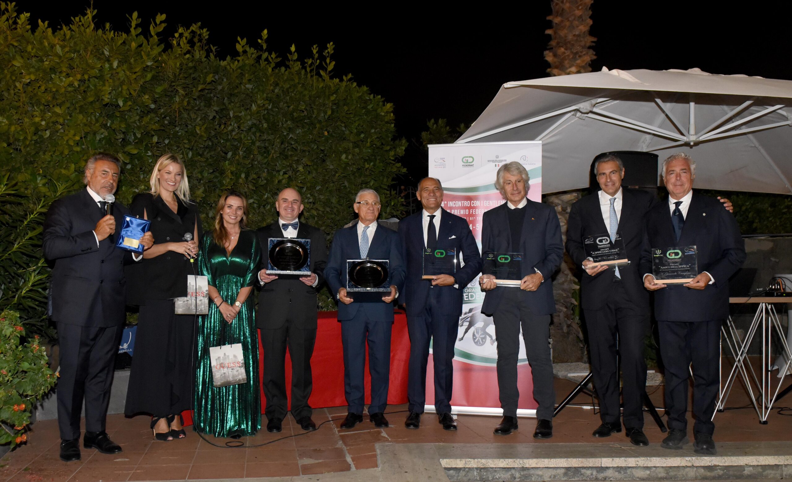 Gentlemen, eleganza e cuore: a Napoli il 44° Incontro Nazionale tra passione, amicizia e solidarietà